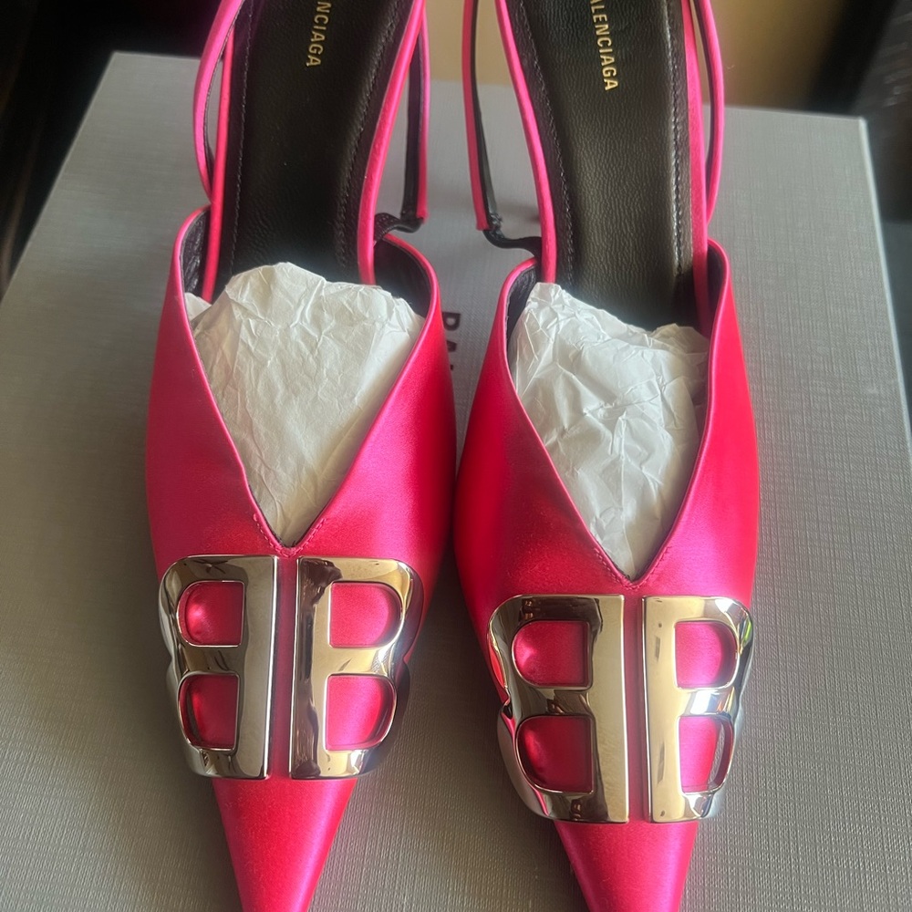 Balenciaga Pink Heels with Geometric Metallic Accents brand new!